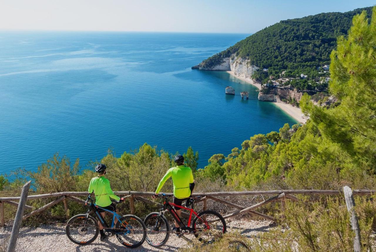 Case Vacanze Uliveto Mattinata Bagian luar foto