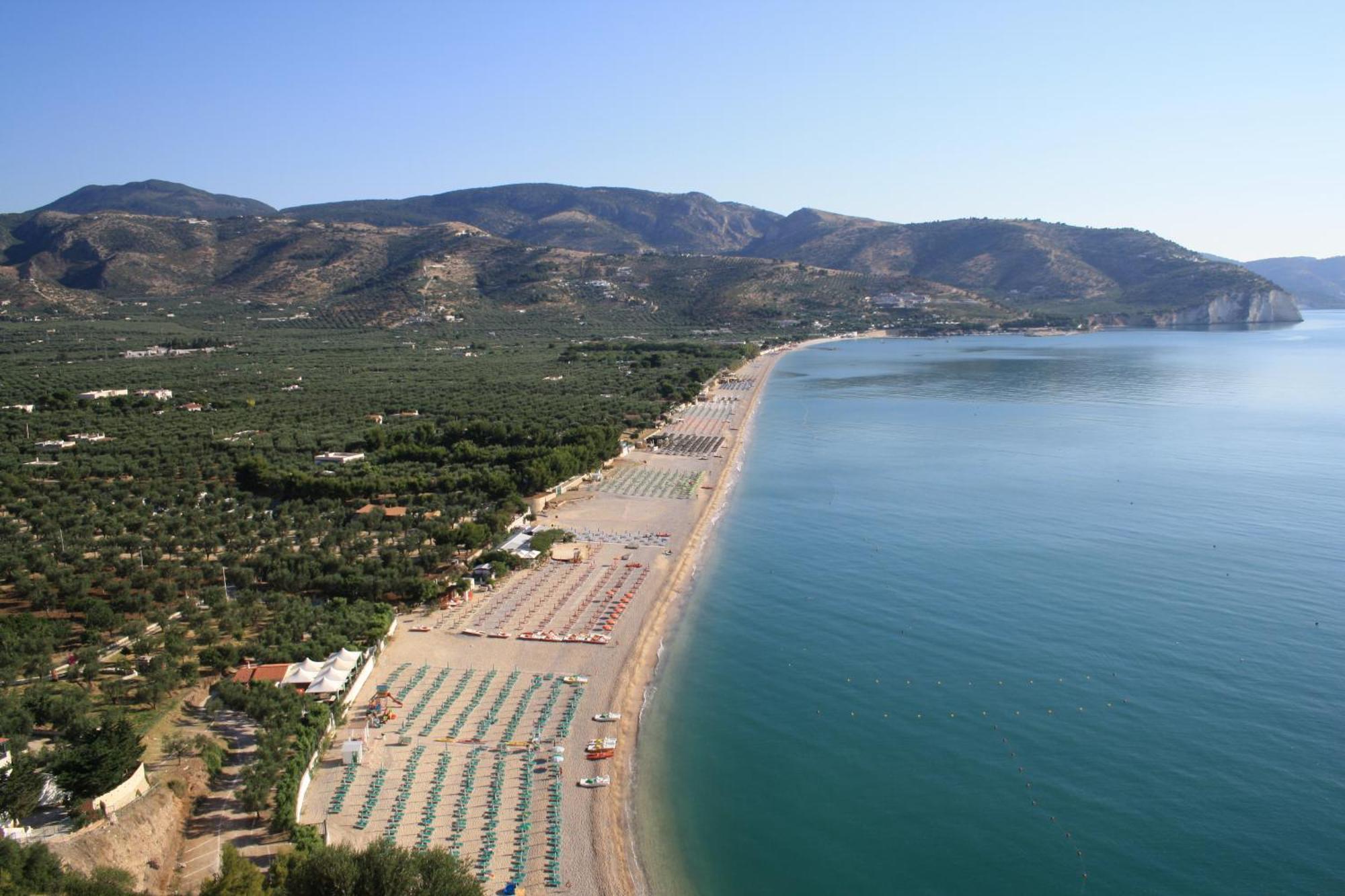 Case Vacanze Uliveto Mattinata Bagian luar foto