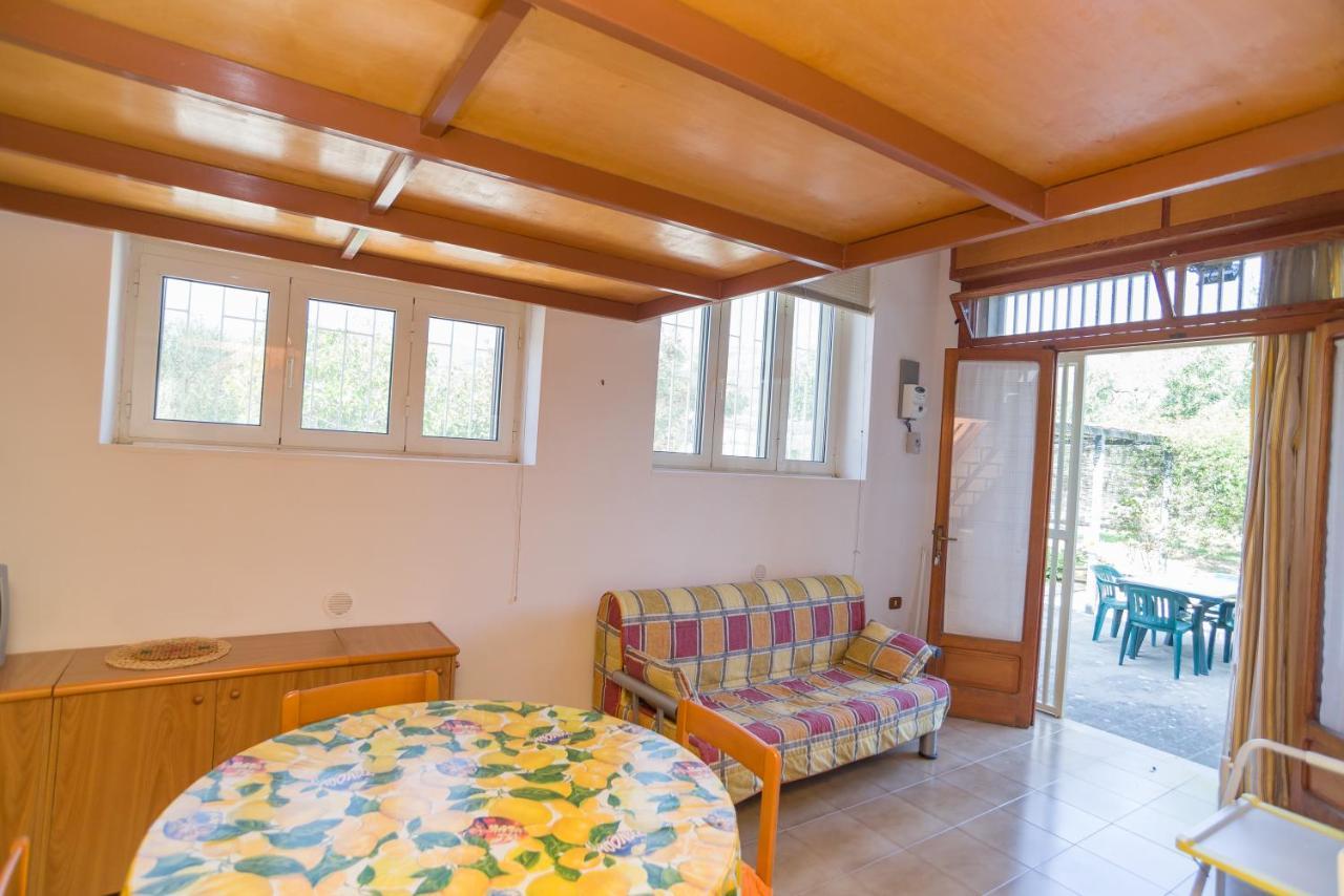 Case Vacanze Uliveto Mattinata Bagian luar foto